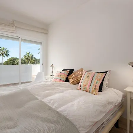Sun-kissed Duplex Penthouse Apartamento