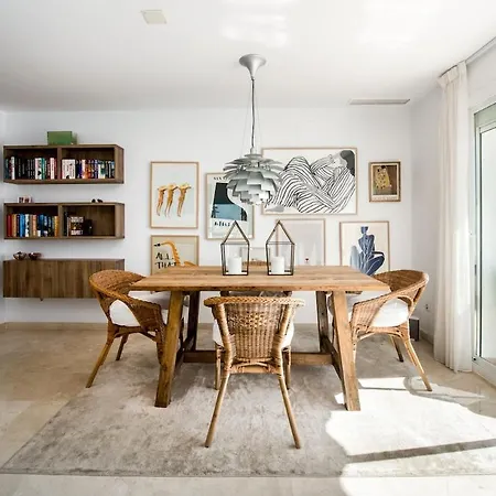 Sun-kissed Duplex Penthouse *