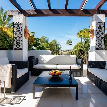 Sun-kissed Duplex Penthouse * Marbella
