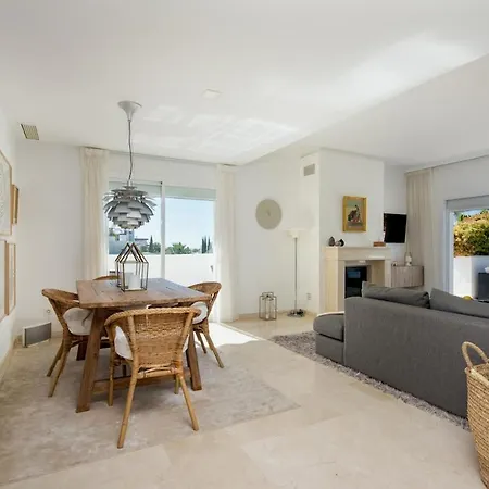 Sun-kissed Duplex Penthouse Apartment *