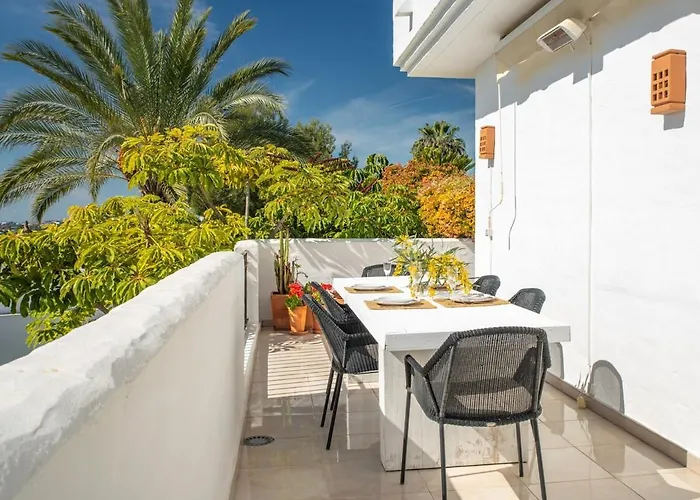 Sun-kissed Duplex Penthouse Marbella